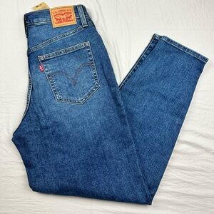 Levi's Women's high waisted jeans new size 27